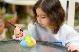 Lire la suite à propos de l’article Notre association peut-elle accueillir des enfants sans-papiers lors d'activités artistiques ? – Associations Mode d'Emploi